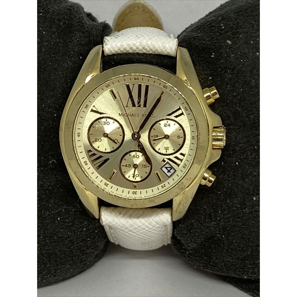 Michael Kors MK5973 Women's White Leather Analog Dial Quartz Wrist Watch XX494